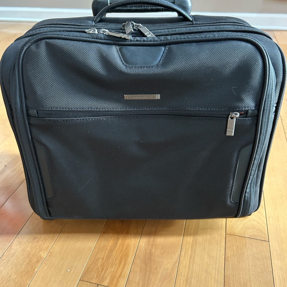 Briggs & Riley Black Travel computer Bag for the 15” NWOT